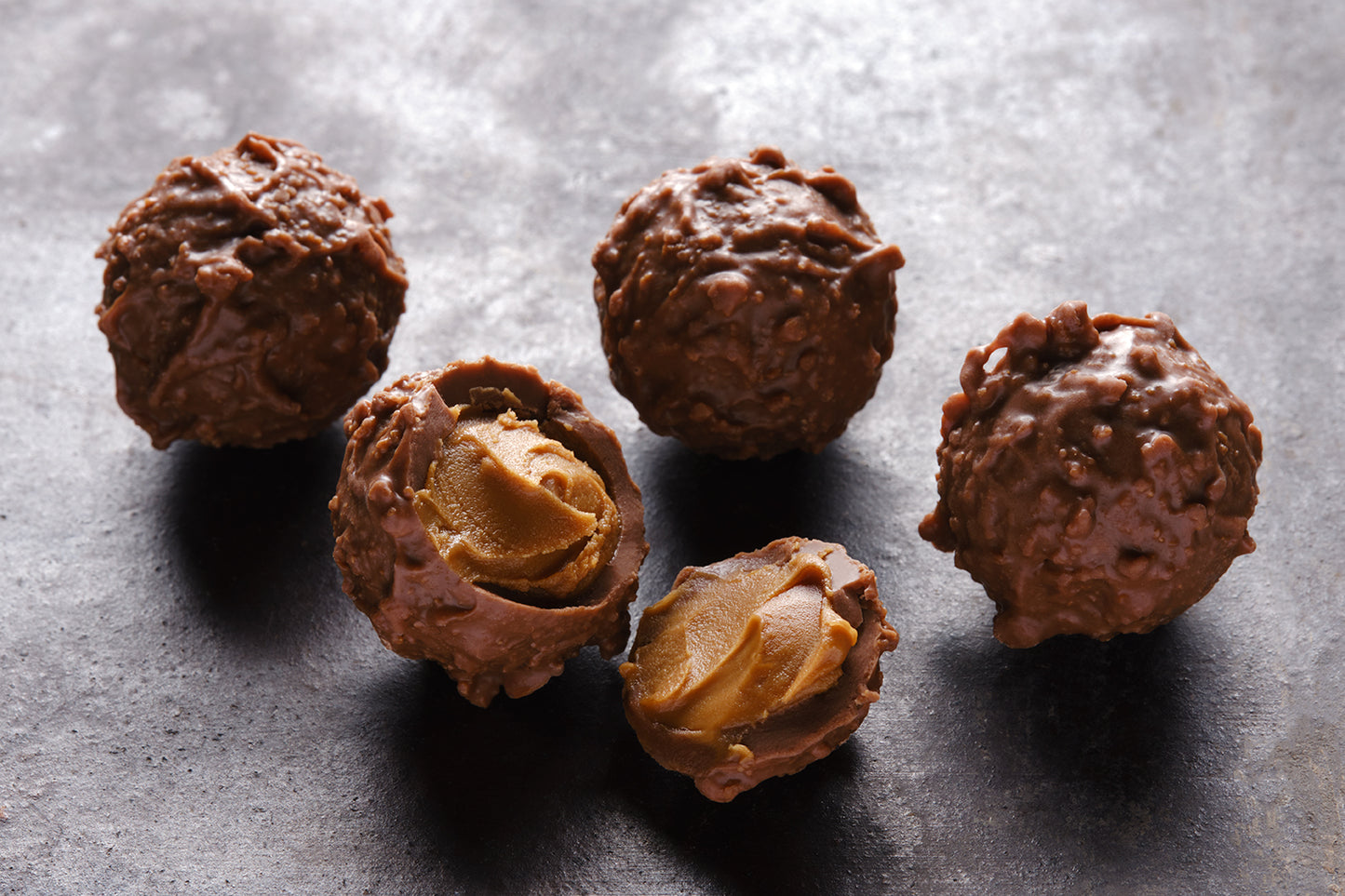 Caramelized Biscuit Truffles 210g